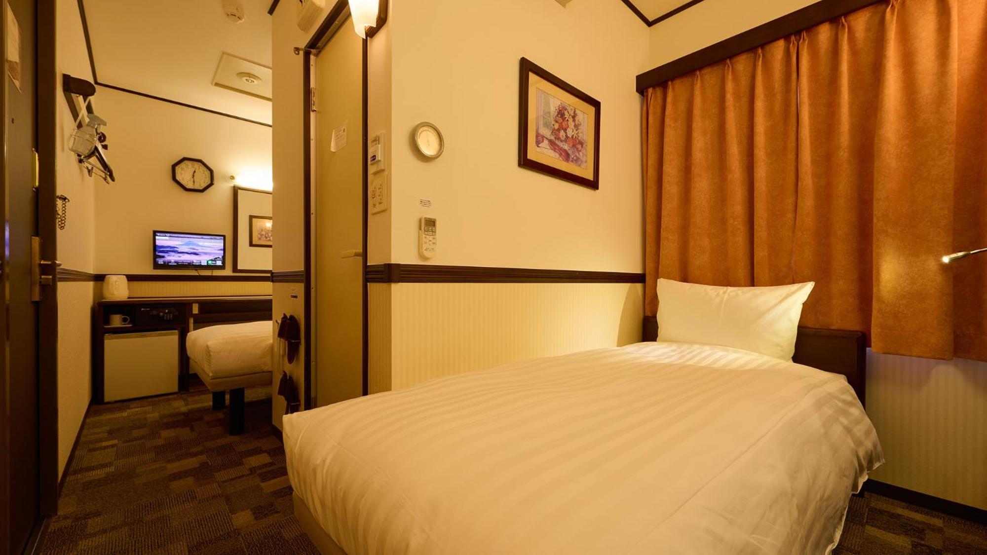 Toyoko Inn Tokyo Akigawa-Eki Kita-Guchi Akiruno Rum bild
