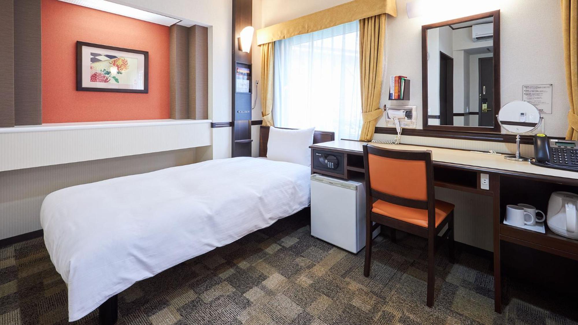 Toyoko Inn Tokyo Akigawa-Eki Kita-Guchi Akiruno Rum bild