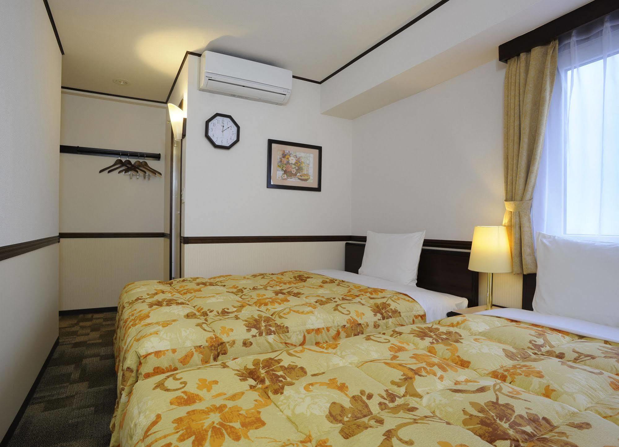 Toyoko Inn Tokyo Akigawa-Eki Kita-Guchi Akiruno Exteriör bild