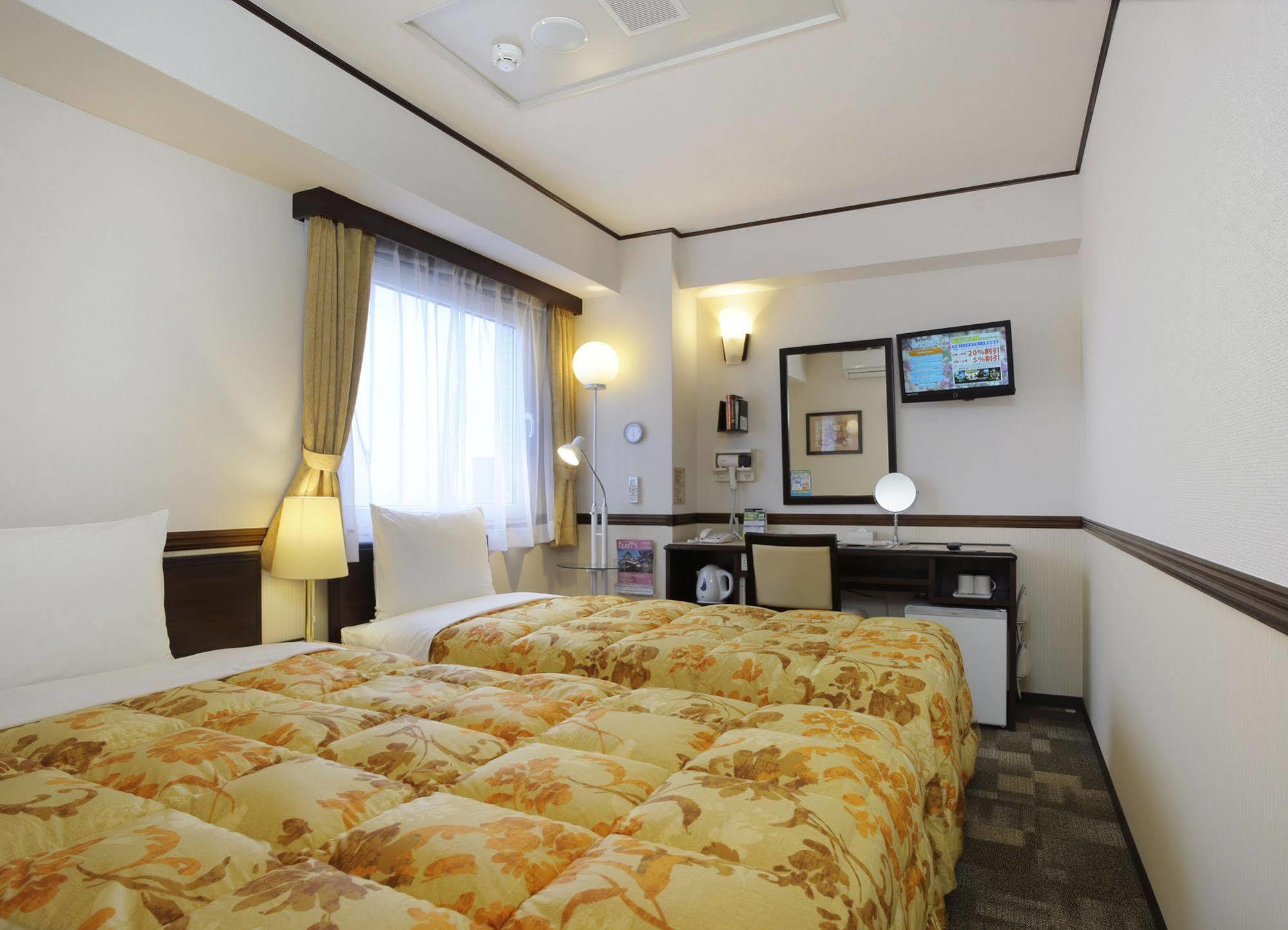 Toyoko Inn Tokyo Akigawa-Eki Kita-Guchi Akiruno Exteriör bild